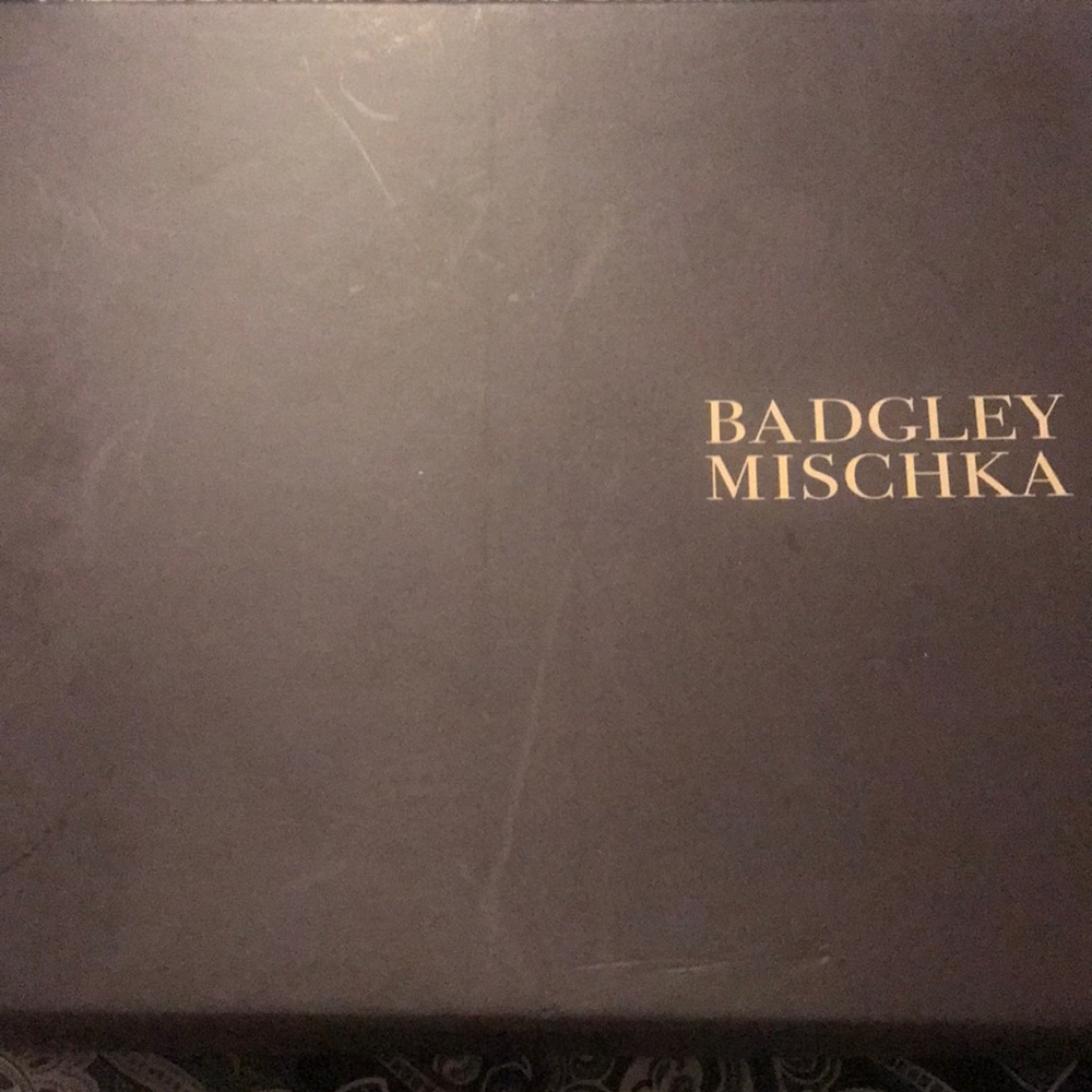 Brand new Badgley Mischa heels nude with crystals